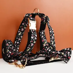Kit collar, arnés y correa con flores para perro