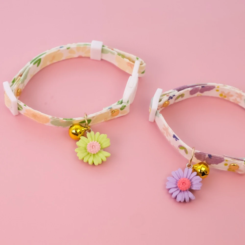 Collar para perros y gatos ajustable con campana, hebilla seguridad - imagen 3