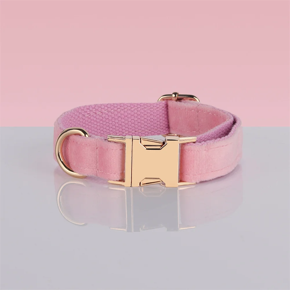 Conjunto de correa de arnés de perro personalizado de terciopelo rosa, conjunto de Collar y correa con pajarita bonita, bolsa para caca, nombre grabado, cachorro femenino, regalo de lujo - imagen 3