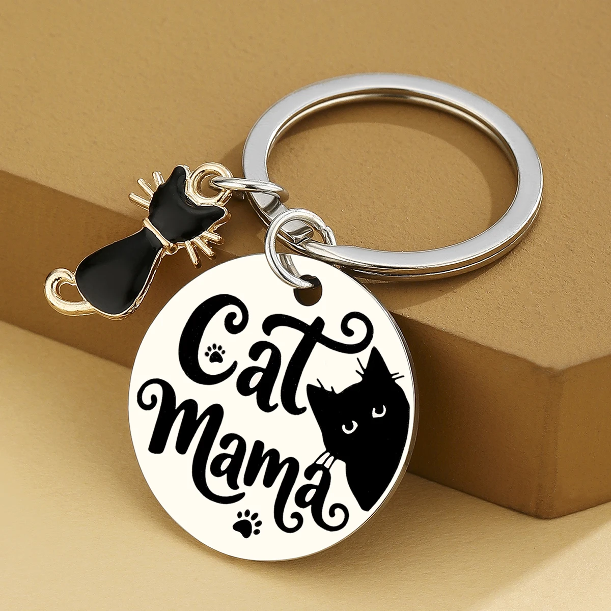 Regalos de mamá de gato para mujer, regalo único de cumpleaños para amantes de los gatos negros para mujeres y niñas, llavero divertido de gato de Halloween para mujer, regalo