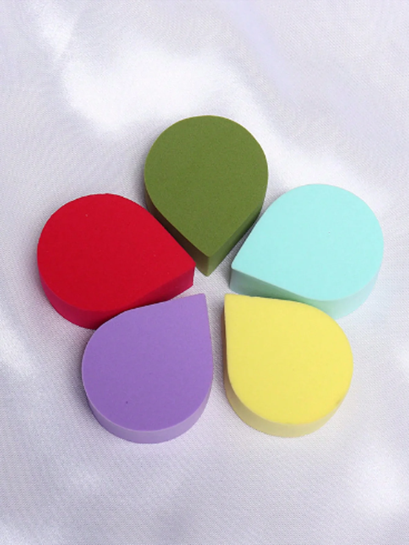 Esponja maquillaje corazón y gota de agua – doble uso seco y húmedo - imagen 4
