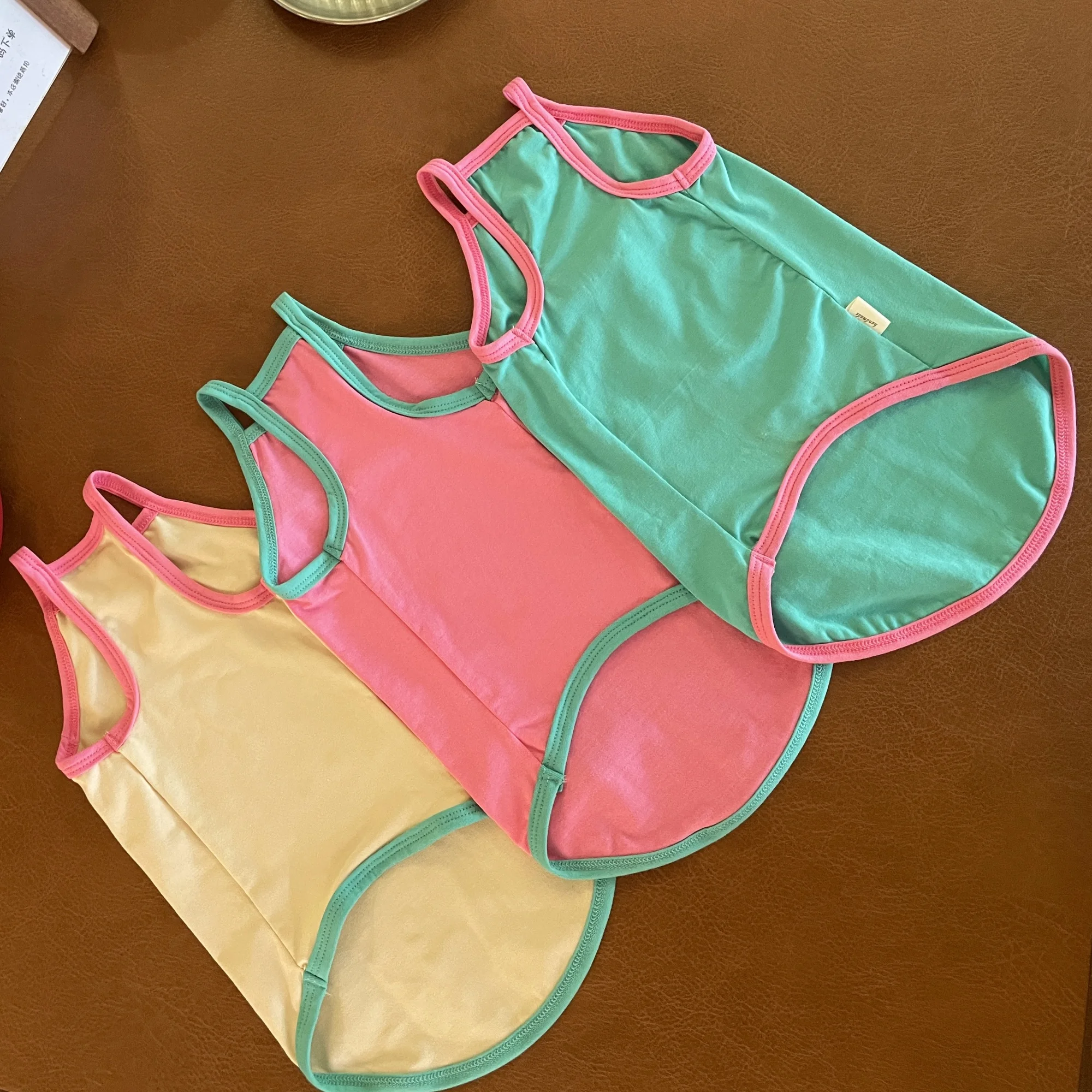 Camisola de algodón colorida en verano, bonito chaleco rosa suave para Devon Rex, abrigo sin mangas para habitación con aire acondicionado para gato Sphynx - imagen 5