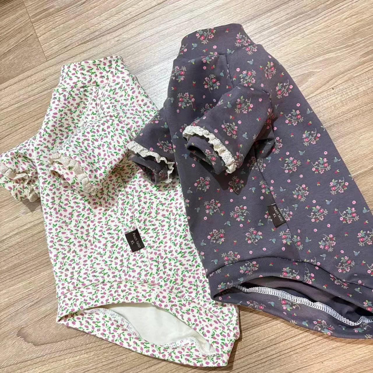 Camiseta floral morada en algodón suave para Sphynx y Devon Rex - imagen 3