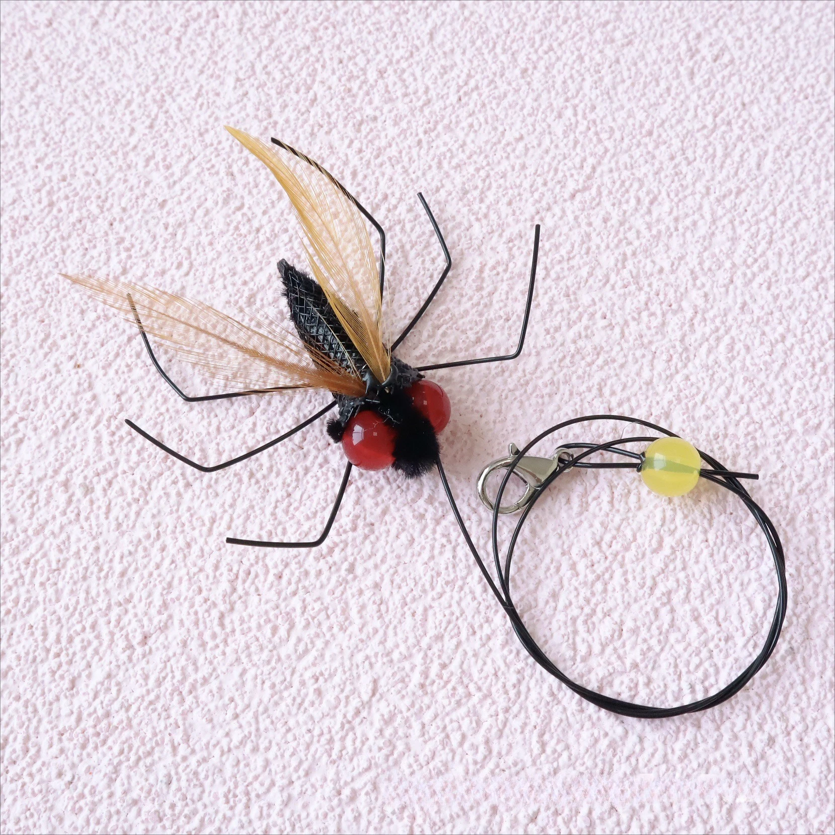 Simulación de colores aleatorios, accesorios de repuesto de insectos voladores pequeños para gatos, juguetes de plumas para gatitos, suministros para mascotas, 2 uds. - imagen 5