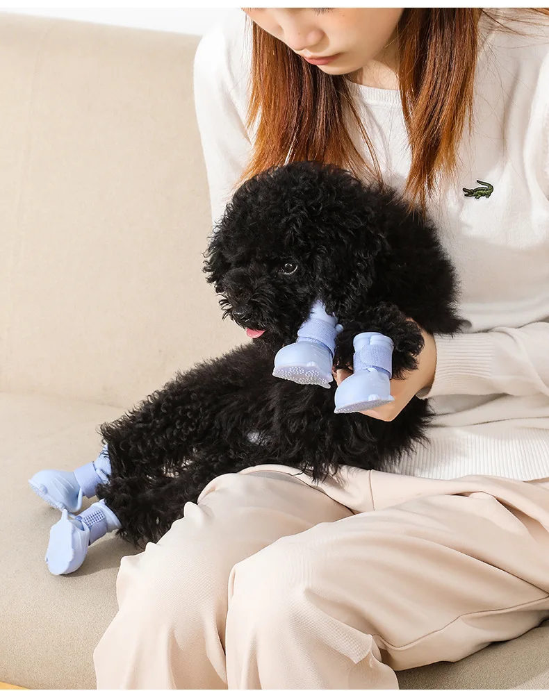 Botas de goma antideslizantes para perros y gatos pequeños, calzado impermeable para exteriores, resistente al desgaste, accesorios para mascotas, 4 unidades por lote