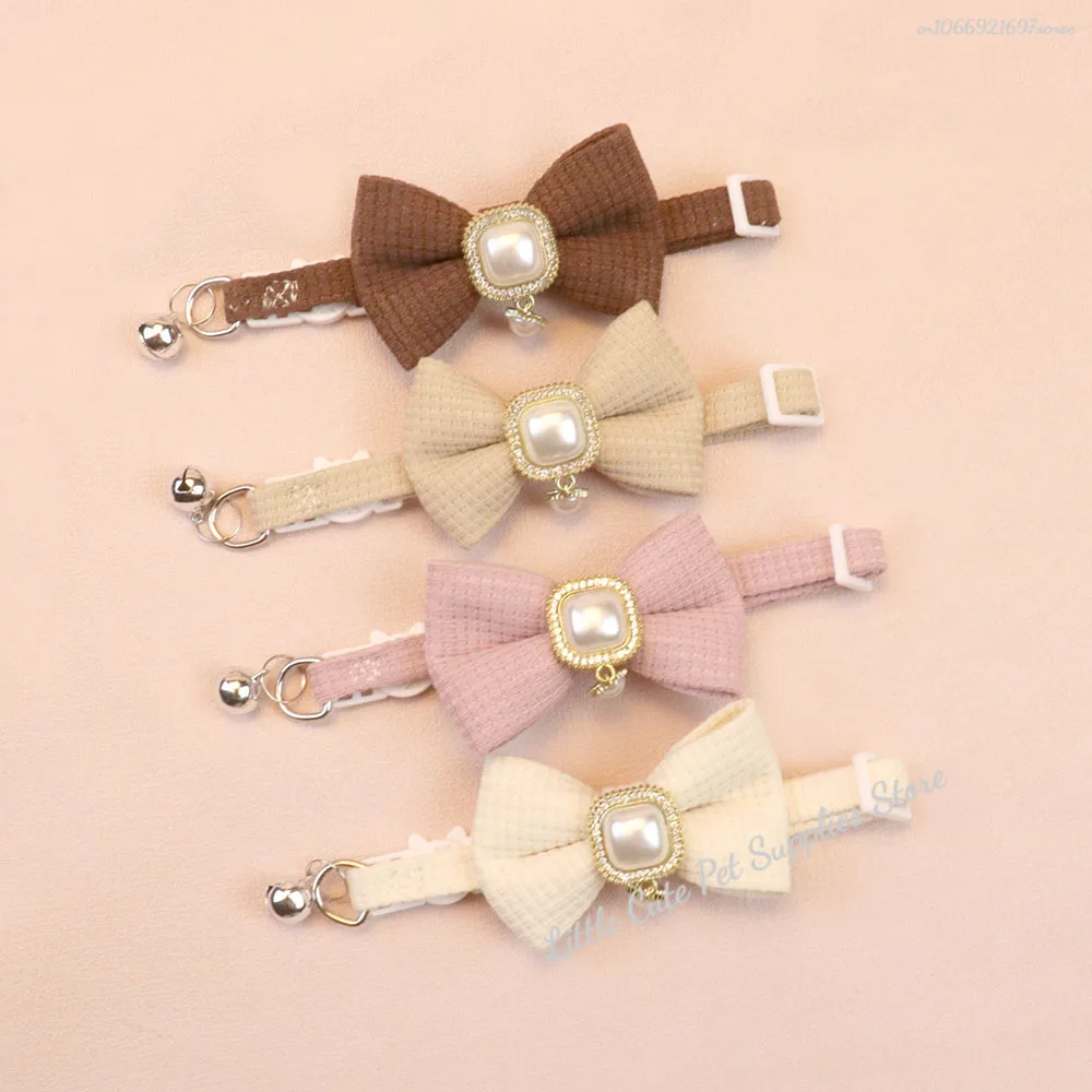 Collar para gato con bonito lazo, hebilla ajustable, Collar para gato con campana, suministros para mascotas pequeñas, collares para gatitos, accesorios para perros pequeños, 1 ud.