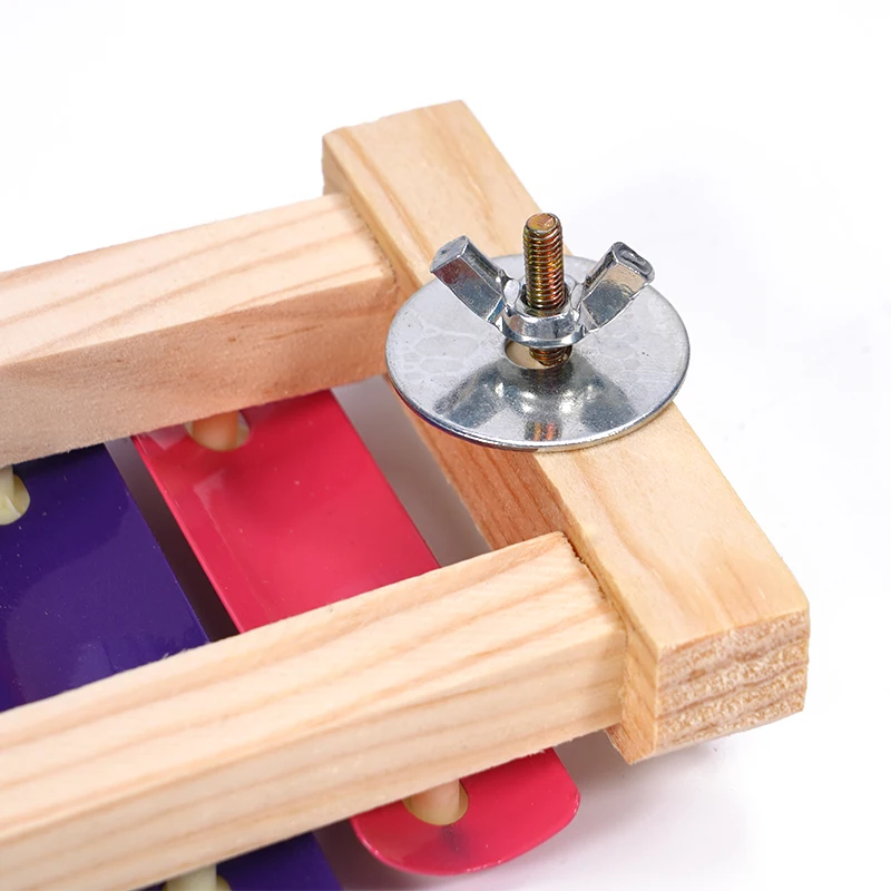 Juguete de pollo para pájaros y mascotas, gallo de gallina, xilófono de madera para rotar, morder, roscar, juguete musical, accesorios para gallinero - imagen 3