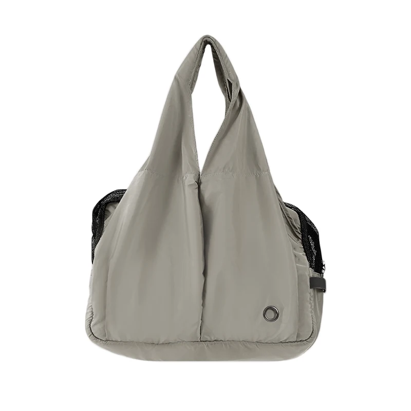 Bolsa de transporte para perro con correa, ideal en viajes - imagen 2