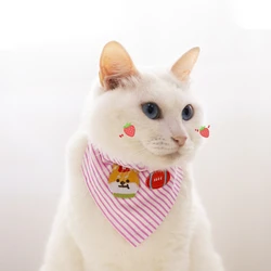 Collar con bandana bordada para gatos y perros pequeños, silencioso