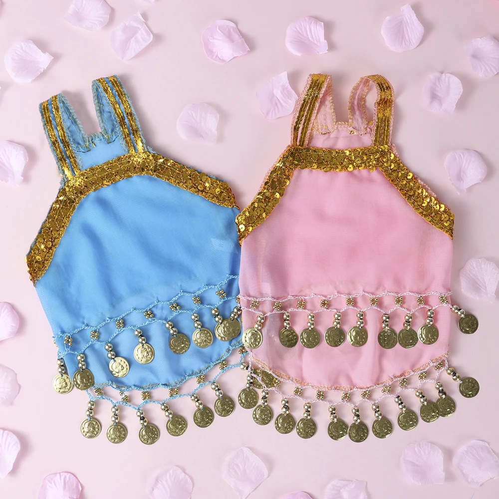 Detalle de tela transpirable del vestido para mascotas