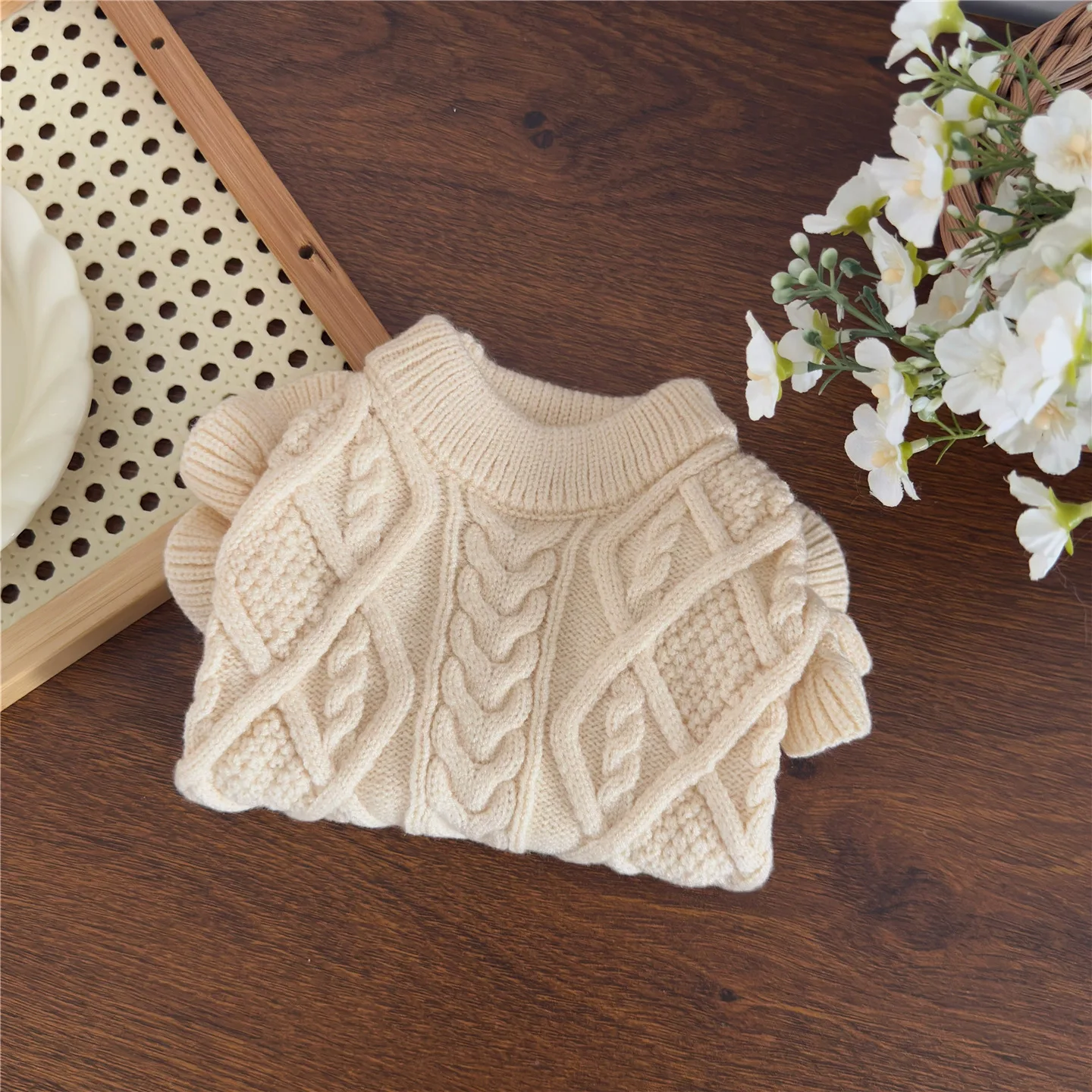 Suéter con giros de masa frita de diamante para otoño e invierno para mascotas, suéter tejido suave sin mangas para perros, ropa para cachorros pequeños - imagen 2