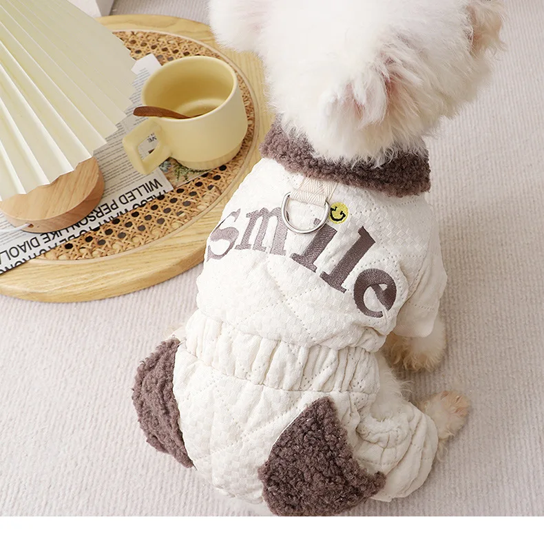 Abrigo de algodón de cuatro patas para perros pequeños, abrigo de invierno cálido y resistente al frío, botón a presión, rejilla de diamante, mascota informal - imagen 2