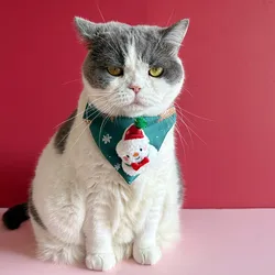 Toalla triangular navideña para mascotas, bufanda con estampado de ciervo de Papá Noel, Collar, tela duradera de primera calidad, babero decorativo para vacaciones, suministro para mascotas