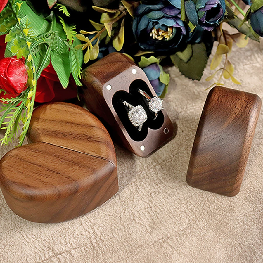 Joyero corazón de madera nogal - Estuche para anillo de compromiso - imagen 4