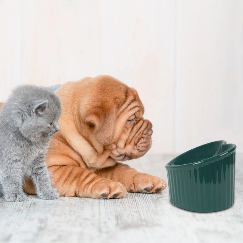 Cuenco elevado inclinado de cerámica para gatos, forma de corazón, antideslizante, lindo, gatito, perros pequeños, ancho funcional, alimentador para mascotas hecho a mano, 14cm - imagen 3