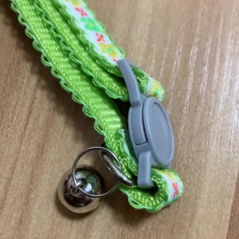 Collar de gato bordado floral con campana - Collar de seguridad de encaje ajustable para gatitos, collar retro hecho a mano para mascotas