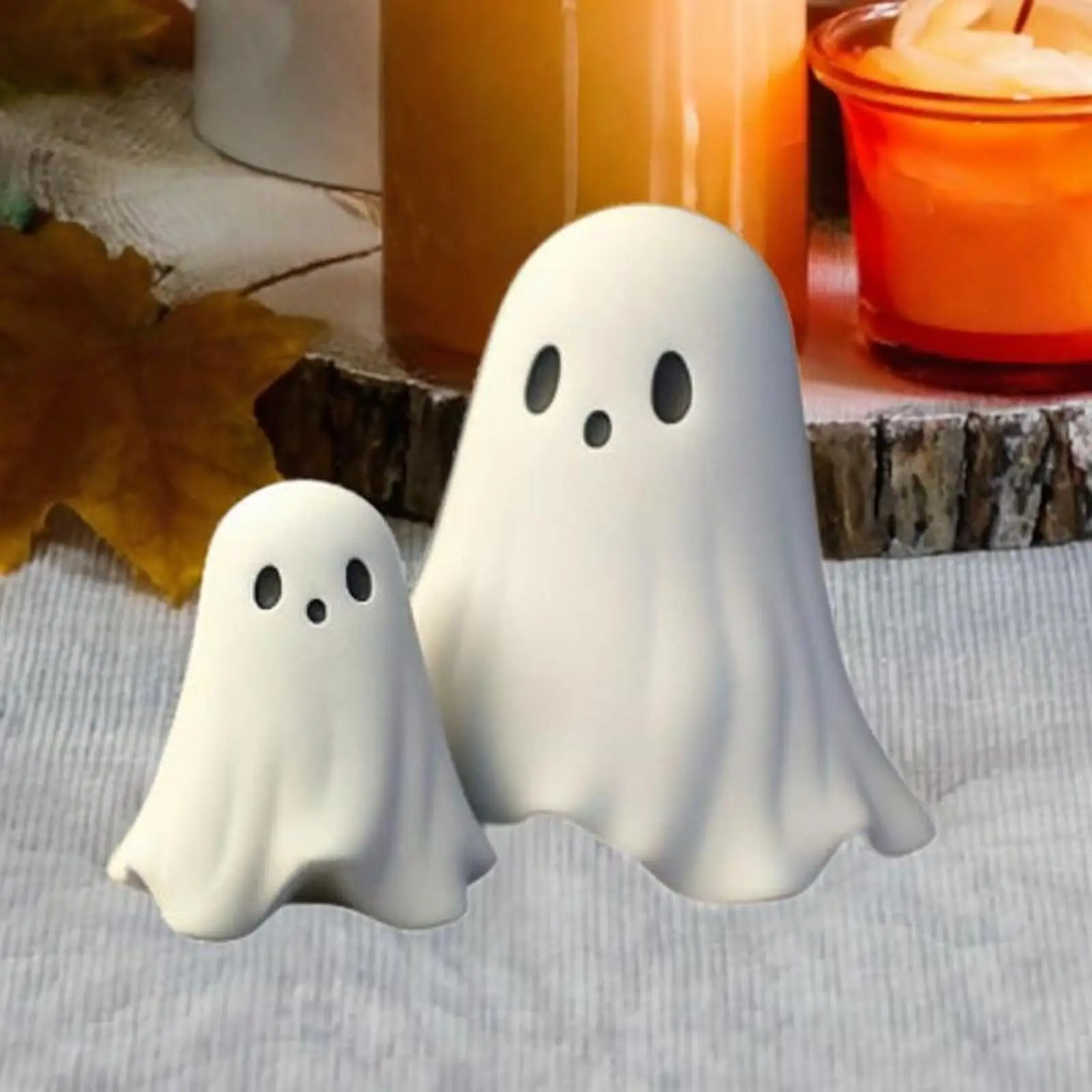 2 Pieces Cute Ghost Figurines Halloween Decoration Tabletop Ornaments for Entrance Desk Table Centerpiece Living Room Fireplace
