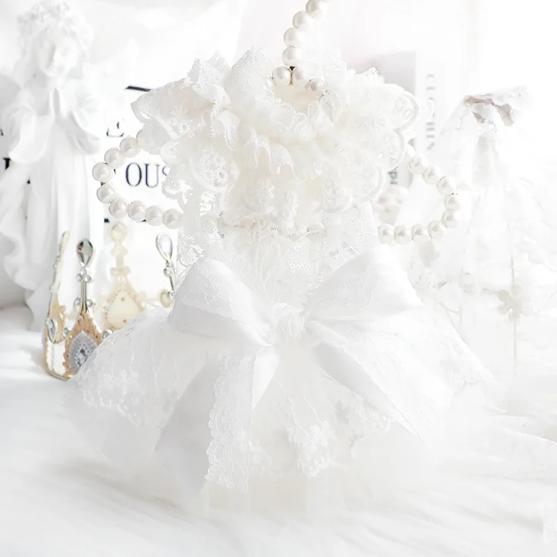 Vestido fino de verano para perro, ropa de princesa floral y encaje blanco, falda de tul adornada, falda de estilo de boda de ensueño para perro pequeño