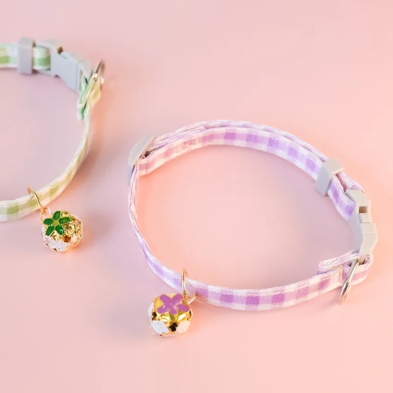 Collar de gato a cuadros con campana, Collar de seguridad ajustable para cachorros, gatitos, gatos, Collar de seguridad para gatos, suministros para mascotas al por mayor - imagen 4