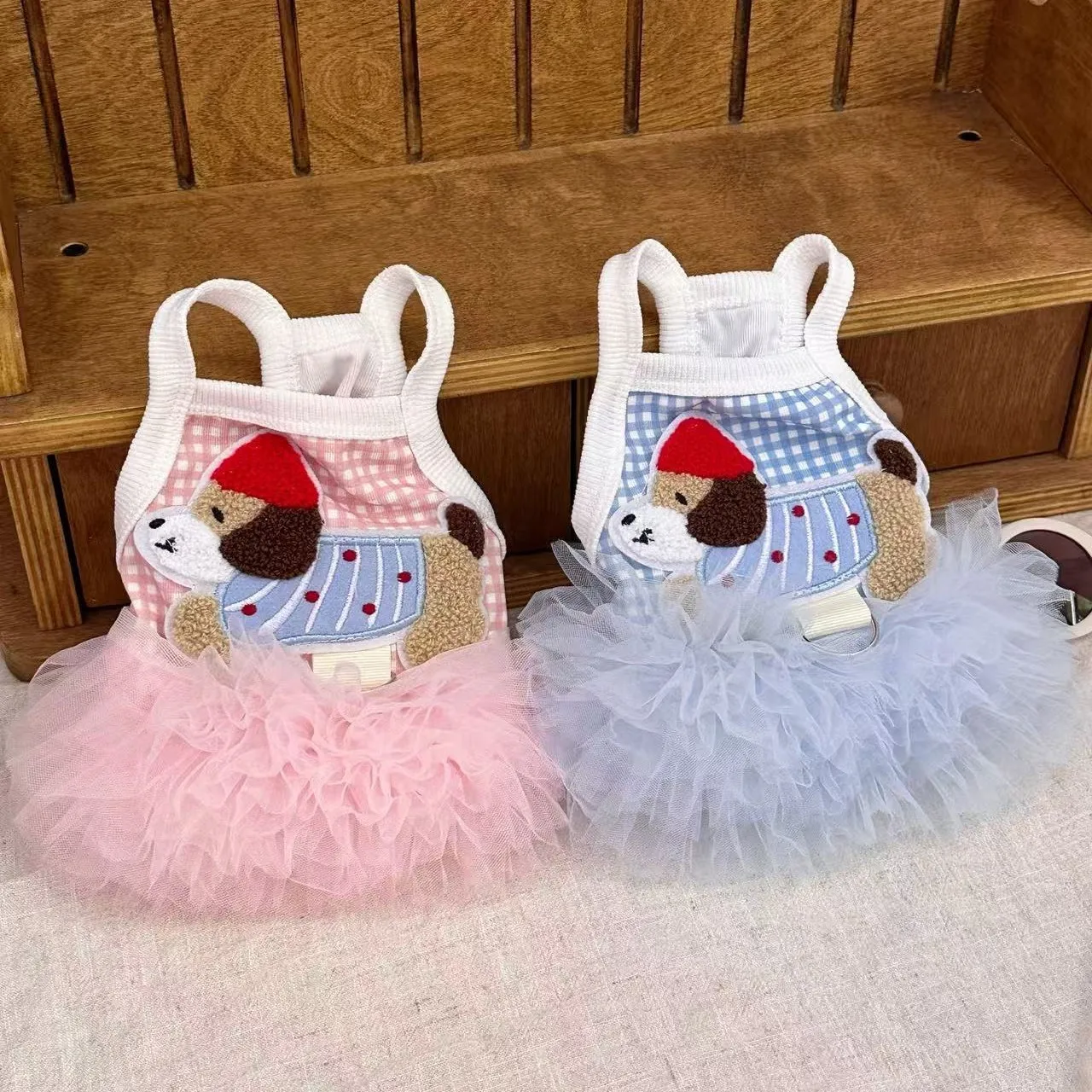 Vestido para perro pequeño con falda de tul a cuadros, estilo princesa - imagen 4