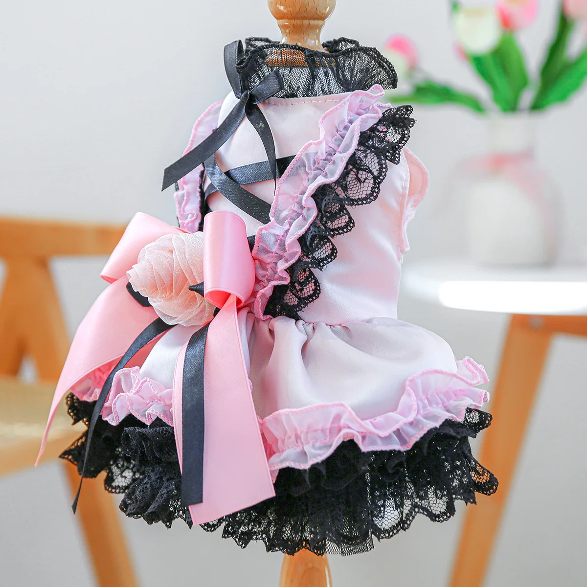 2025 Nuevo vestido tutú de perro de flores de encaje rosa de primavera/verano con lazo - Elegante traje de fiesta y boda de princesa para Chihuahuas - imagen 5