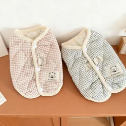 Chaqueta de plumón suave a la moda para perros, ropa de invierno para perros, chaqueta bonita a cuadros para gatos, abrigo cálido de algodón para cachorros, cárdigan para mascotas, disfraz para perros