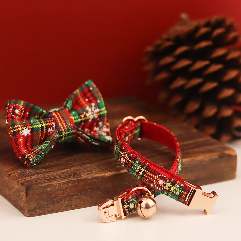 Collar de gato de Navidad trenzado para mascotas, accesorios de decoración de Año Nuevo, anillo de cuello, campana, suministros de accesorios - imagen 3