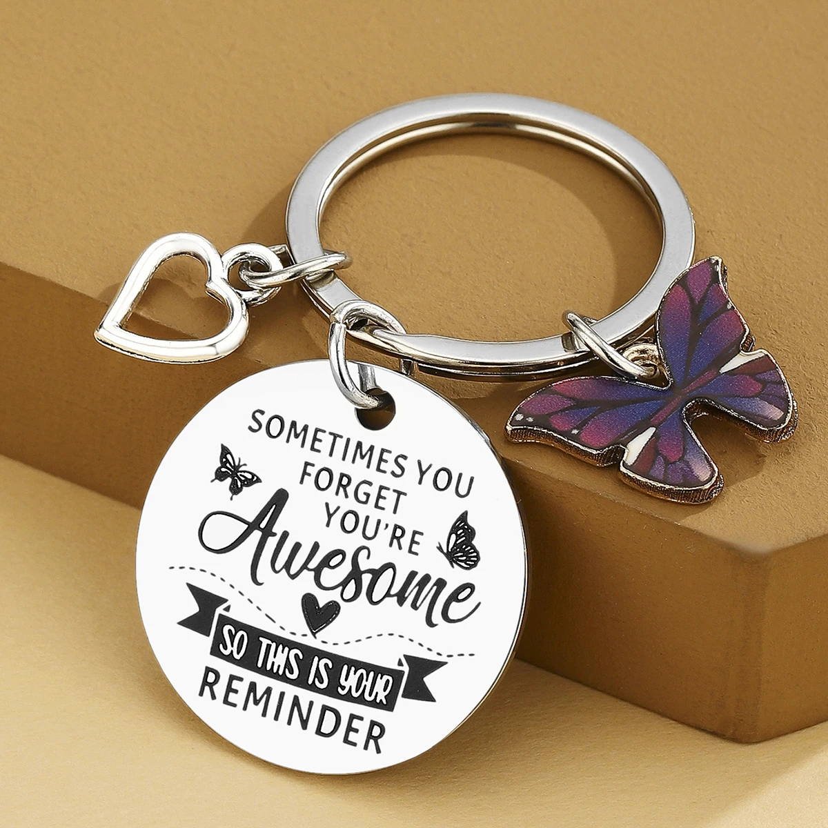 Llavero mariposa morada - regalo para dueños de gatos y perros - imagen 2