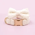 collar with bow