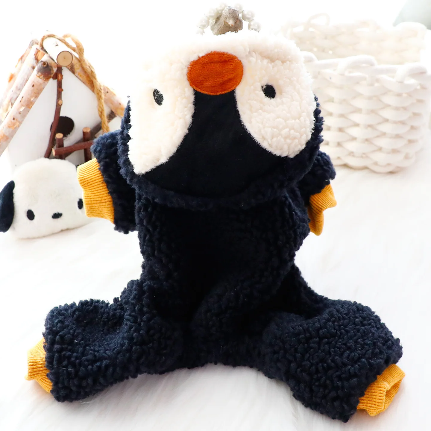 Ropa para perros Otoño e Invierno grueso lindo pingüino traje de cuerpo de tracción de cuatro patas suministros para mascotas para perros pequeños - imagen 3