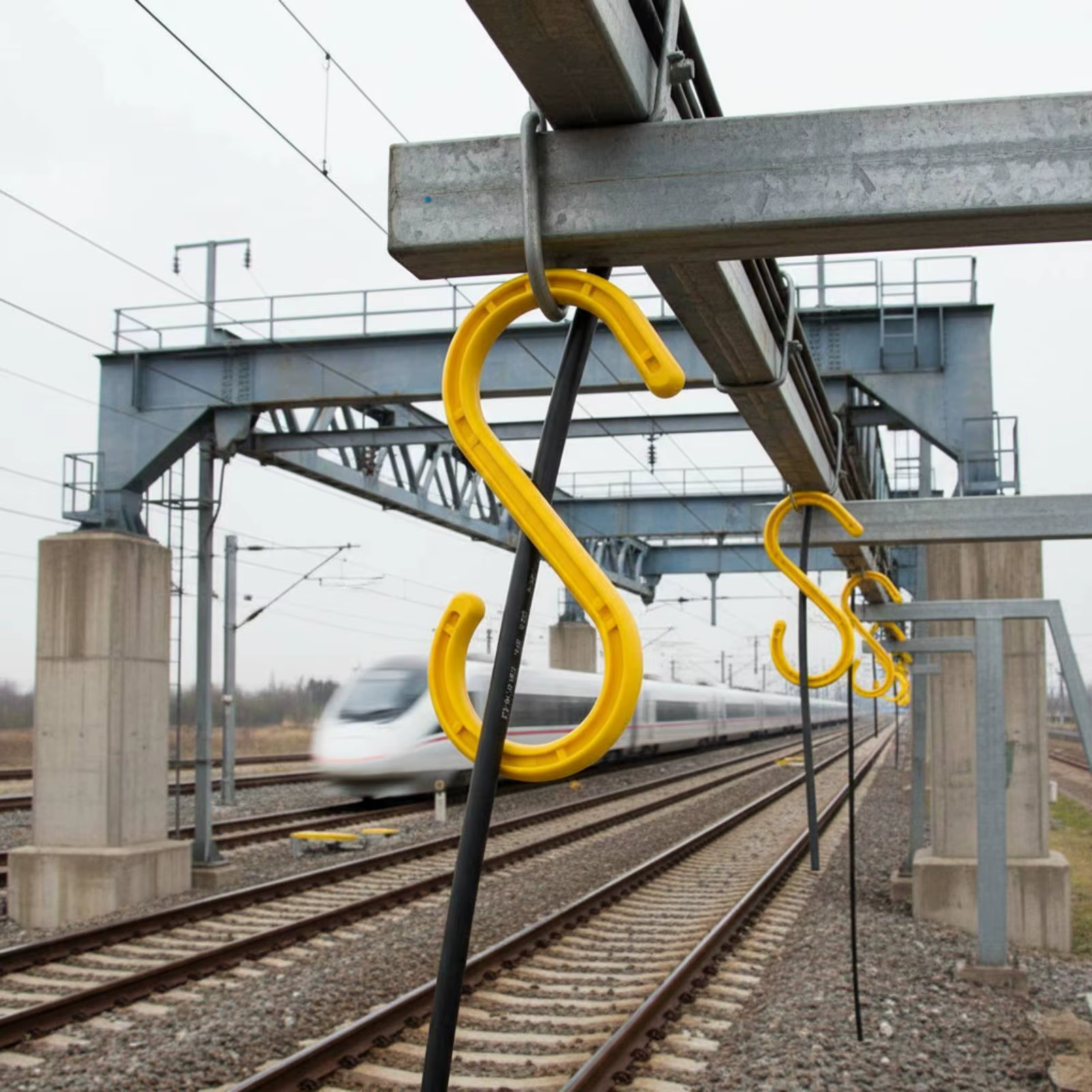 Gancho en forma de S para gestión de cables: duradero y reutilizable - imagen 2