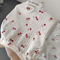 Pijama floral para gatos – Protección ventral, patas y comodidad