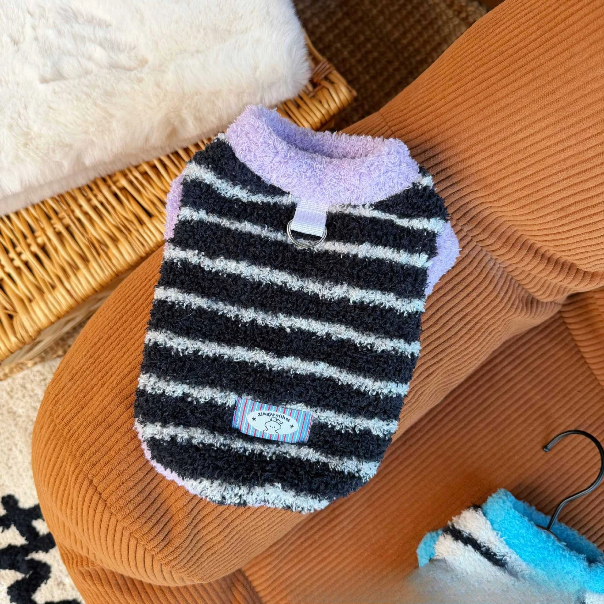 Abrigo de Terciopelo Grueso para Gatos y Perros - Ropa de Invierno - imagen 2