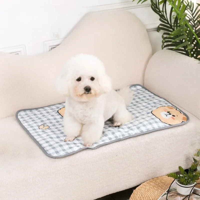 Esteras de aislamiento de orina para mascotas, almohadillas antideslizantes impermeables para cama, alfombrilla para dormir resistente al desgaste para gatos, suministros para cachorros y gatitos ​ - imagen 4