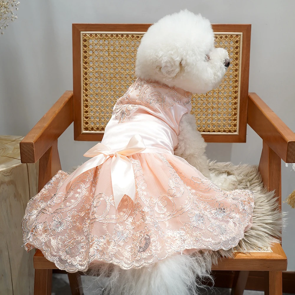 Vestido de novia de encaje para perros, vestidos de princesa para perros pequeños, falda tutú para cachorros, suministros de disfraces para fiesta de cumpleaños para mascotas para primavera y verano