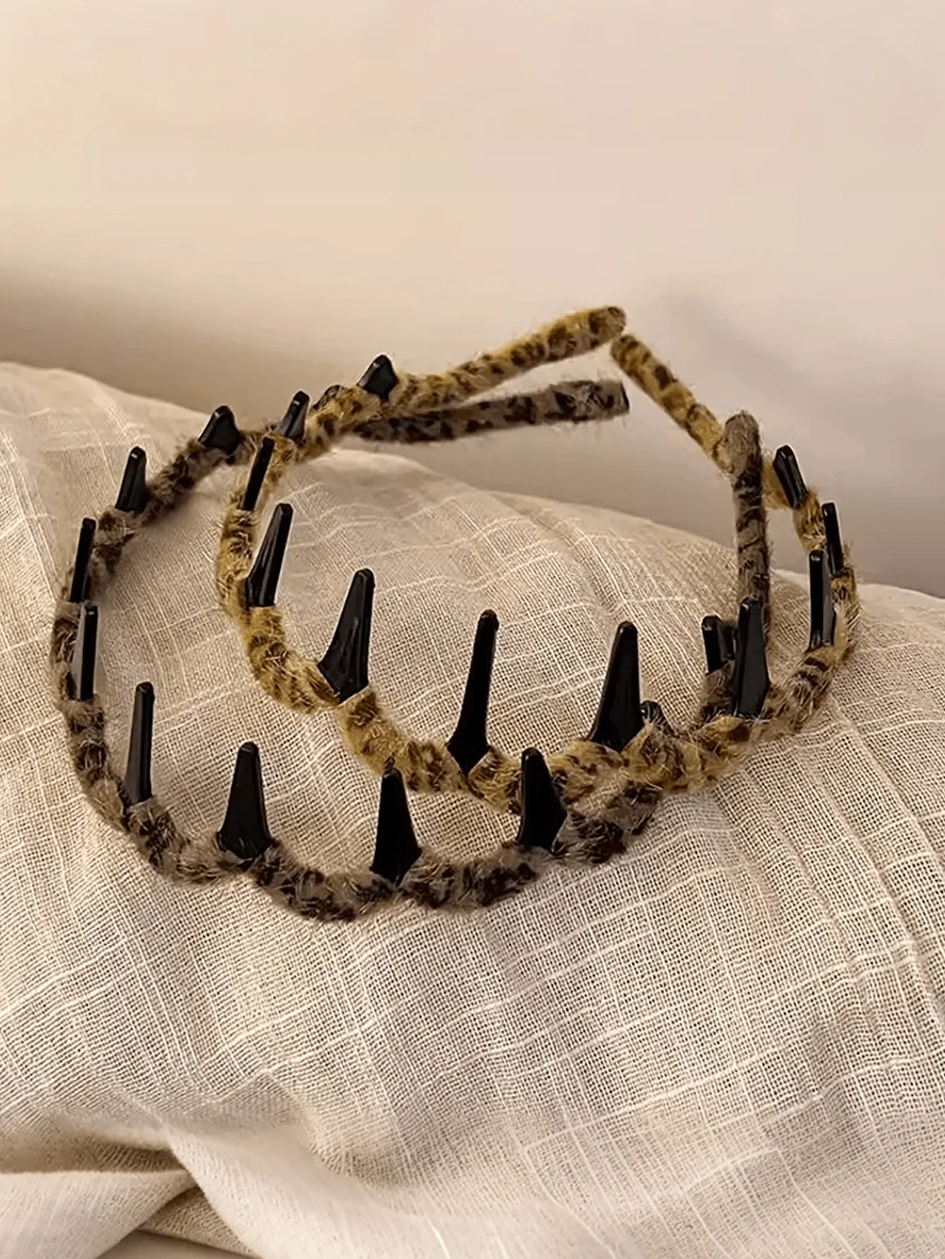 Diadema estampado leopardo antideslizante para perro mini - imagen 4