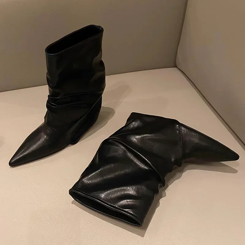Botines puntiagudos para Mujer, zapatos de cuero sexis para nieve, zapatos de moda de diseñador para Mujer 2025, Botas góticas de invierno Chelsea para Mujer - imagen 4