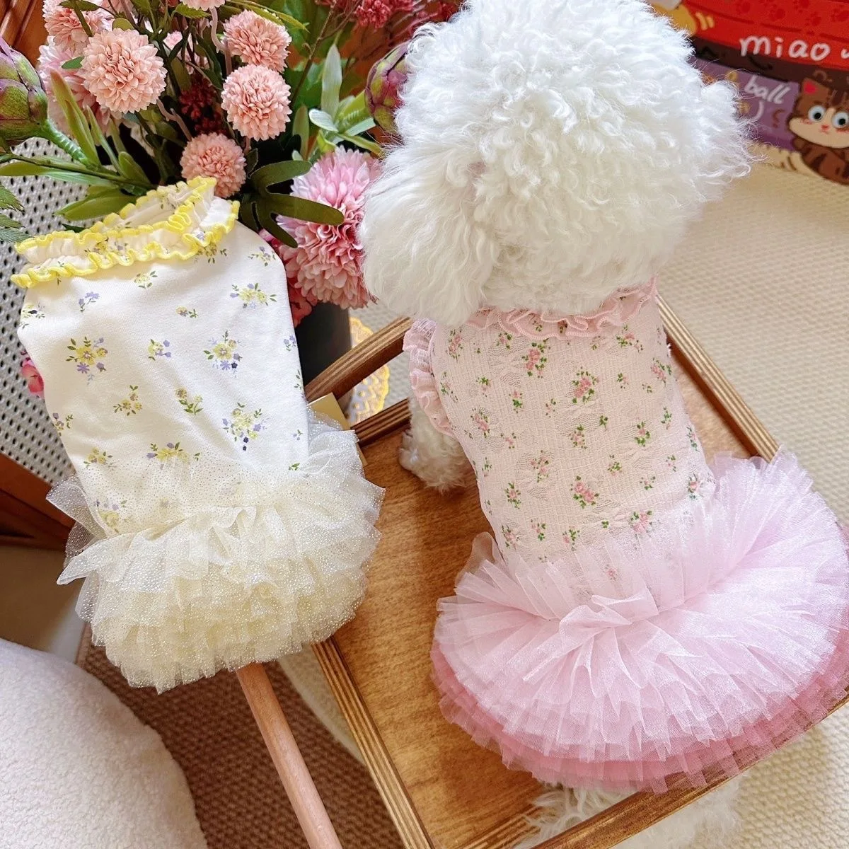 Vestido Floral pequeño de primavera para mascotas, falda abombada de malla empalmada, edición fina, encaje para perro, princesa, gato, camiseta sin mangas, ropa para cachorros