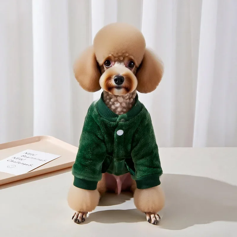 Ropa cálida de franela para mascotas de invierno y otoño para gatos y perros, gruesa y cálida, para mantenerlos abrigados. - imagen 4