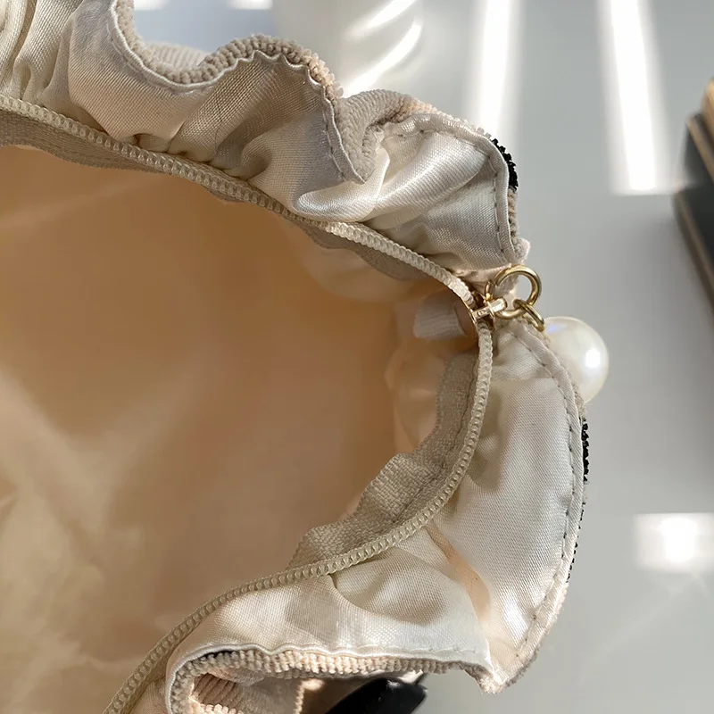 Bolsa de cosméticos de pana con estampado de cereza suave para mujer, bolsas de maquillaje de gran capacidad para lápiz labial, bolsa de almacenamiento de viaje - imagen 4