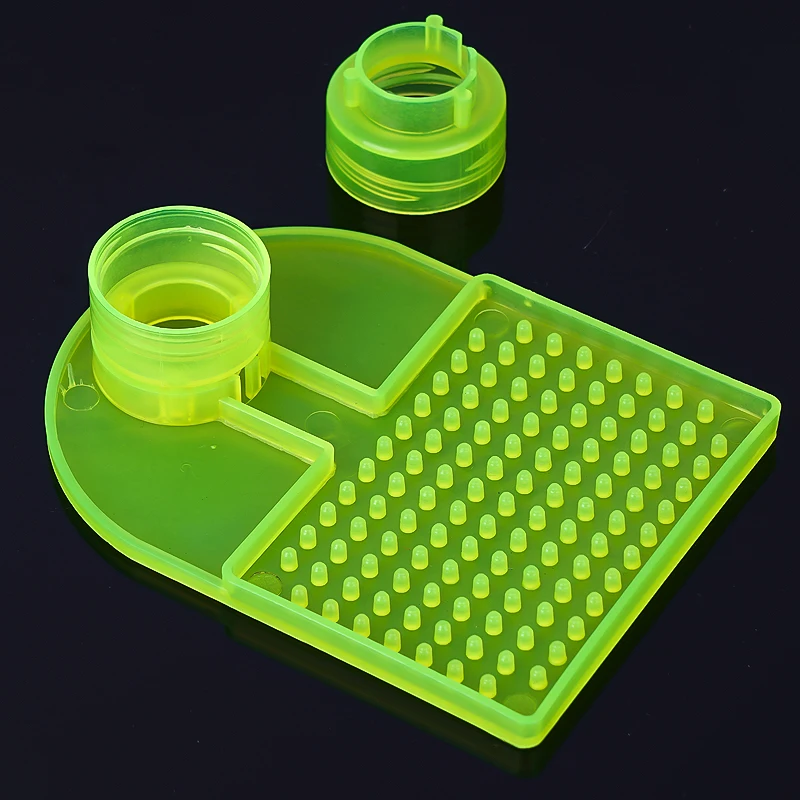 Nuevo diseño, alimentador de agua para abejas, entrada en colmena, adaptador de botella Mineral interna, suministros de apicultura anojamiento, 1 Uds. - imagen 2