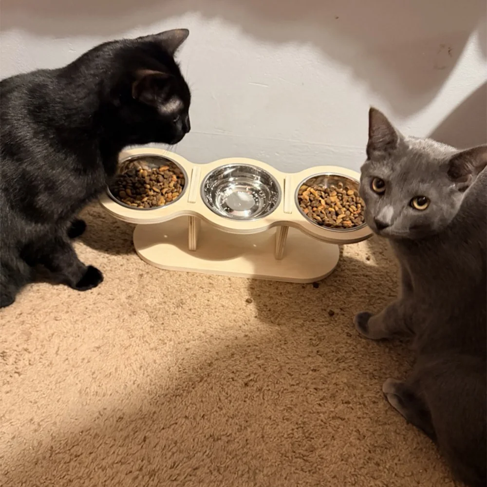 Estación de alimentación para mascotas de madera elevada con 3 tazones inclinados, platos extraíbles de acero inoxidable para perros y gatos pequeños y medianos de interior - imagen 3