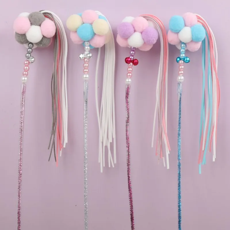 Juguetes interactivos gatos - Detalle del diseño resistente a mordeduras y campana