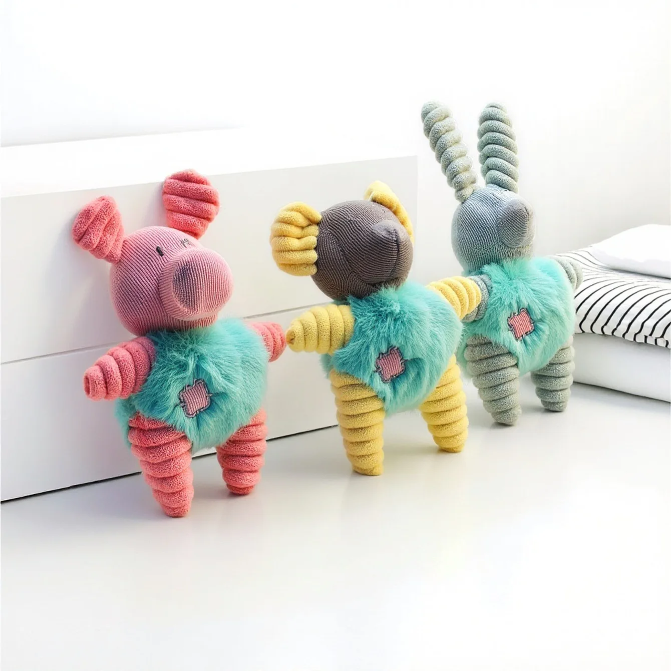 Juguete de peluche para mascotas con forma de animal, juguete Molar resistente a masticar para perros y gatos, juguete interactivo suave no tóxico para masticar mascotas para cachorros - imagen 3