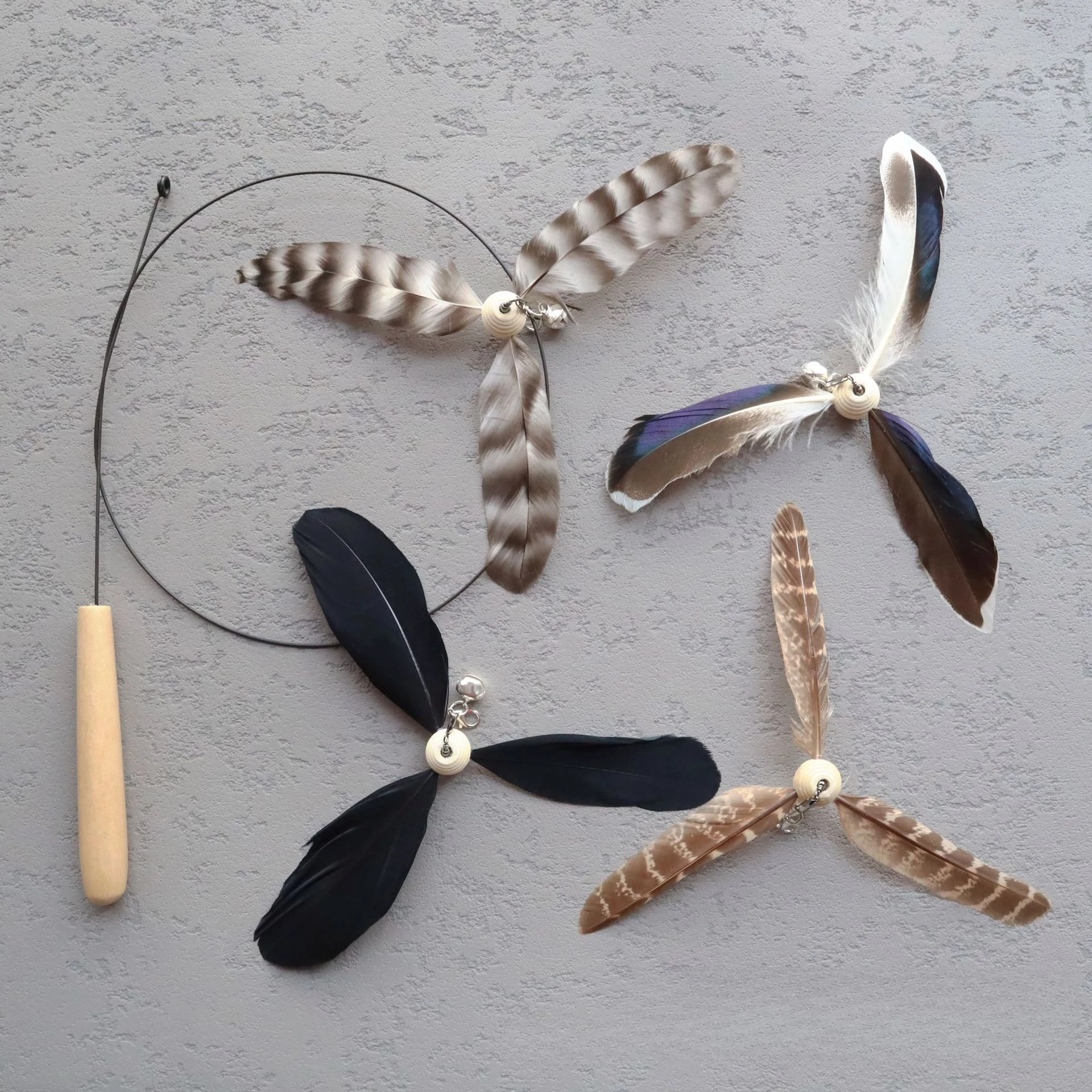 Juguete para gatos con plumas, juguete para mascotas, divertido palo para gatos, Teaser giratorio para gatos con plumas