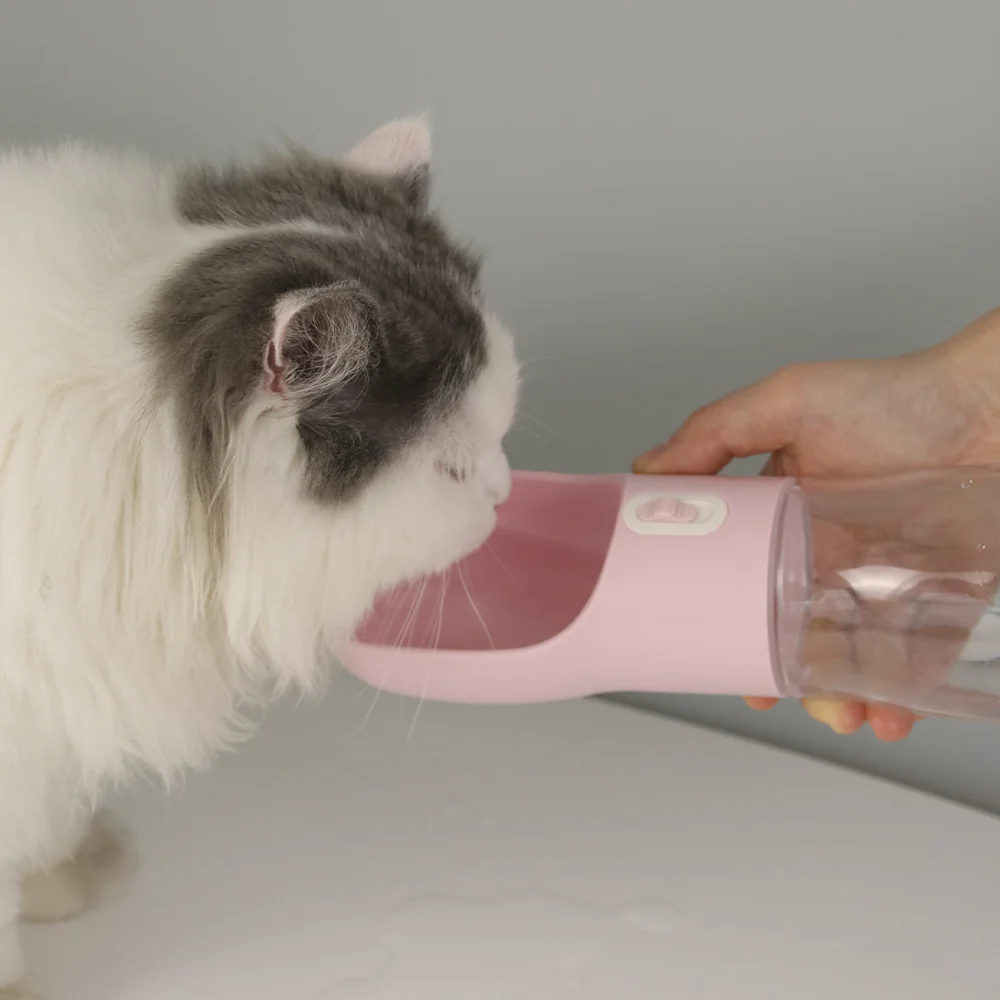 Botella de agua portátil 2 en 1 para perros con contenedor de comida para mascotas grandes y pequeñas, tazón alimentador de agua, dispensador de agua, suministros para Chihuahua - imagen 2