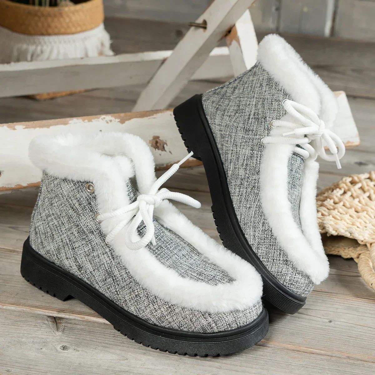 Botas de nieve con cordones y punta redonda para mujer, botines cortos de suela gruesa, Zapatillas altas de lana, zapatos planos cálidos, invierno, 2024 - imagen 4