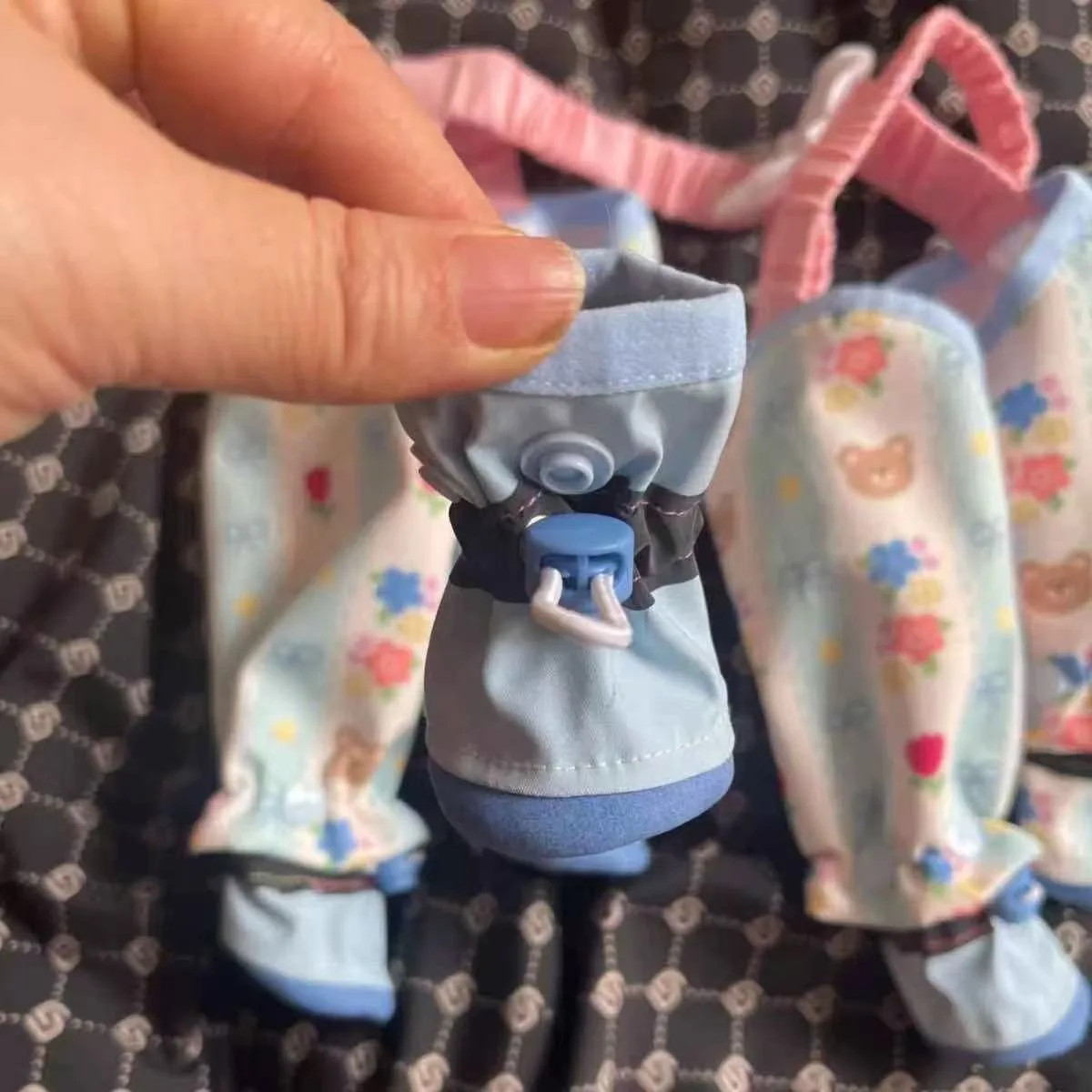 Cochecito de mascotas para salir, pantalones de cuatro patas a prueba de polvo, mono de verano para perros, zapatos, pantalones ligeros de protección de piernas para perros pequeños - imagen 3