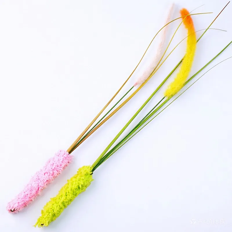 Varita de plumas interactiva para gatos – Juguete con bola y borras - imagen 2