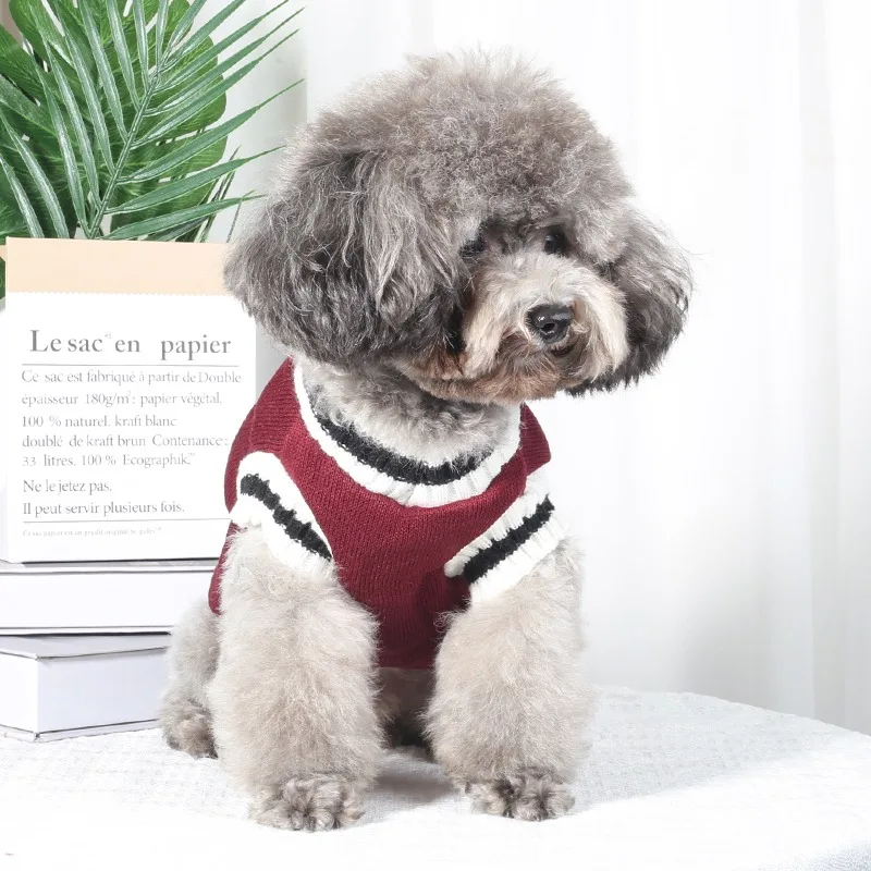 Sudadera con capucha para mascotas de estilo universitario de otoño e invierno, adecuada para gatos y perros medianos y grandes para usar en otoño e invierno - imagen 2